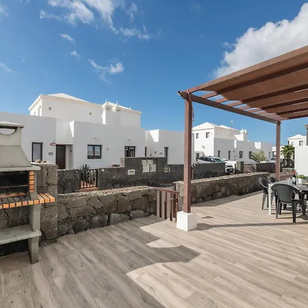 Luxury Lanzarote Villa Playa Blanca (Lanzarote)